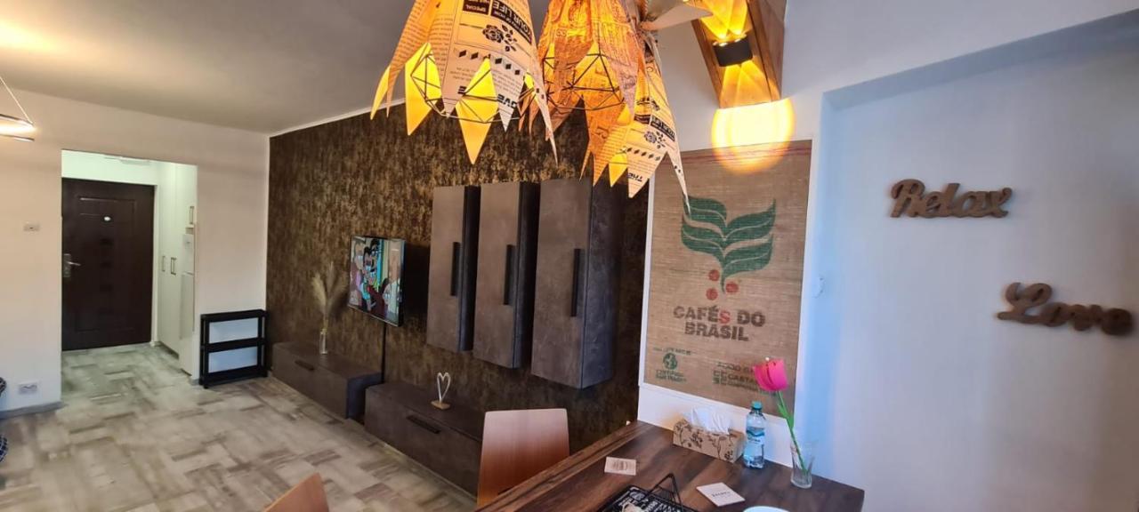 Tiki'S Bar Studio Bucureşti Exterior foto